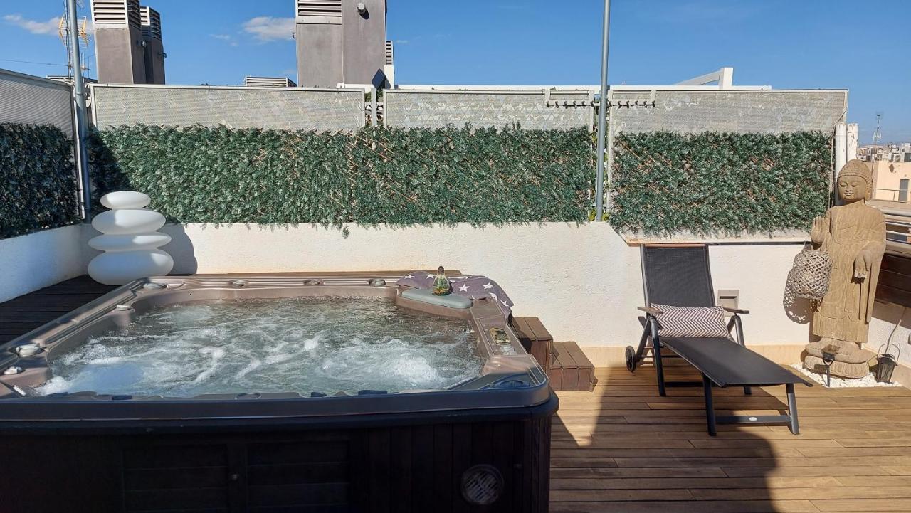 Atico De Lujo Con Jacuzzi Climatizado En Terraza Apartment Elche Exterior foto