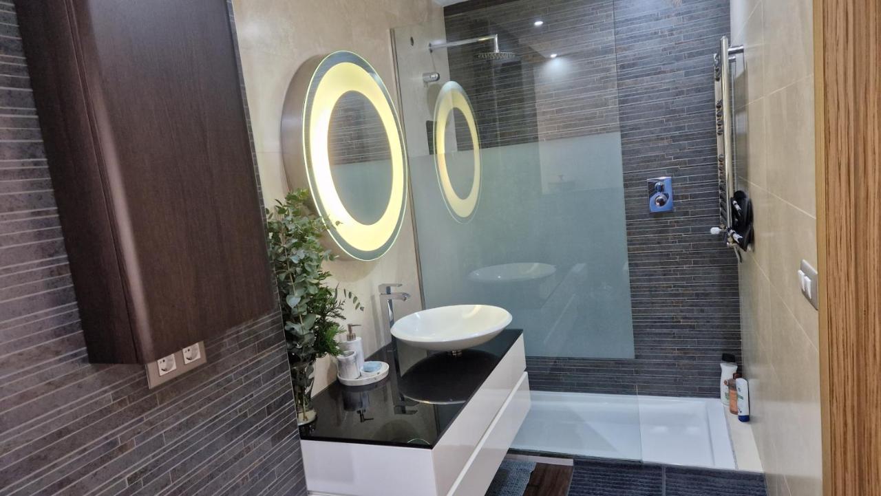 Atico De Lujo Con Jacuzzi Climatizado En Terraza Apartment Elche Exterior foto